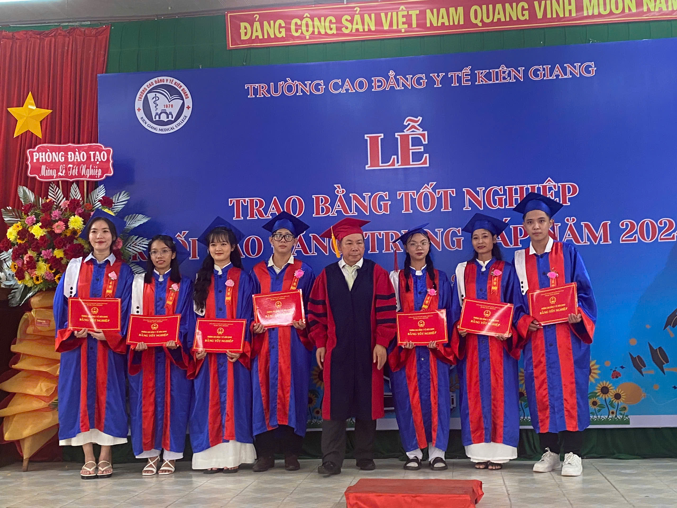 Lễ phát bằng tốt nghiệp Khối Cao đẳng, Trung cấp năm 2024